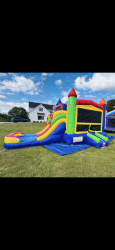 IMG 2626 1768092524 Combo Bounce House with wet/dry slide